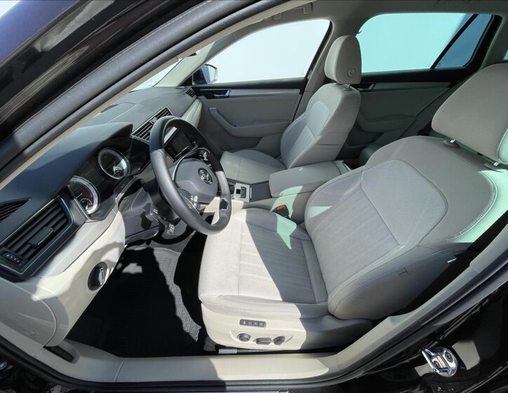 Škoda Superb Kombi 2,0 l 110 kw