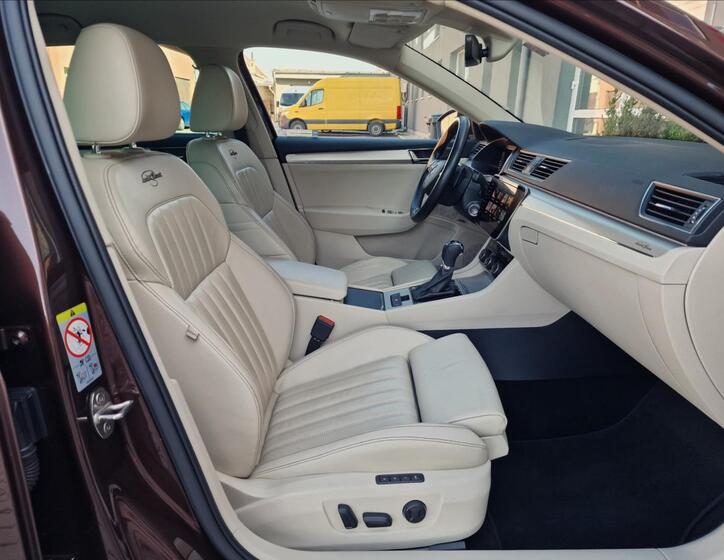 Škoda Superb 14