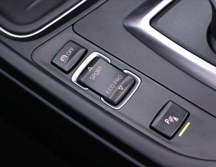 BMW Řada 4 Kabriolet 2,0 l 135 kw