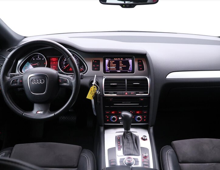 Audi Q7 SUV / Terénní 3,0 l 176 kw