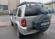 Jeep Cherokee Kombi 2,8 l 120 kw