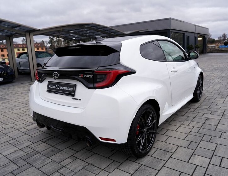 Toyota Ostatní Hatchback 1,6 l 192 kw