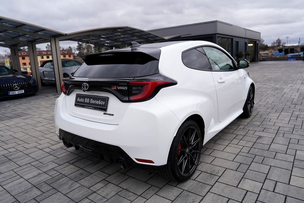 Toyota Ostatní Hatchback 1,6 l 192 kw