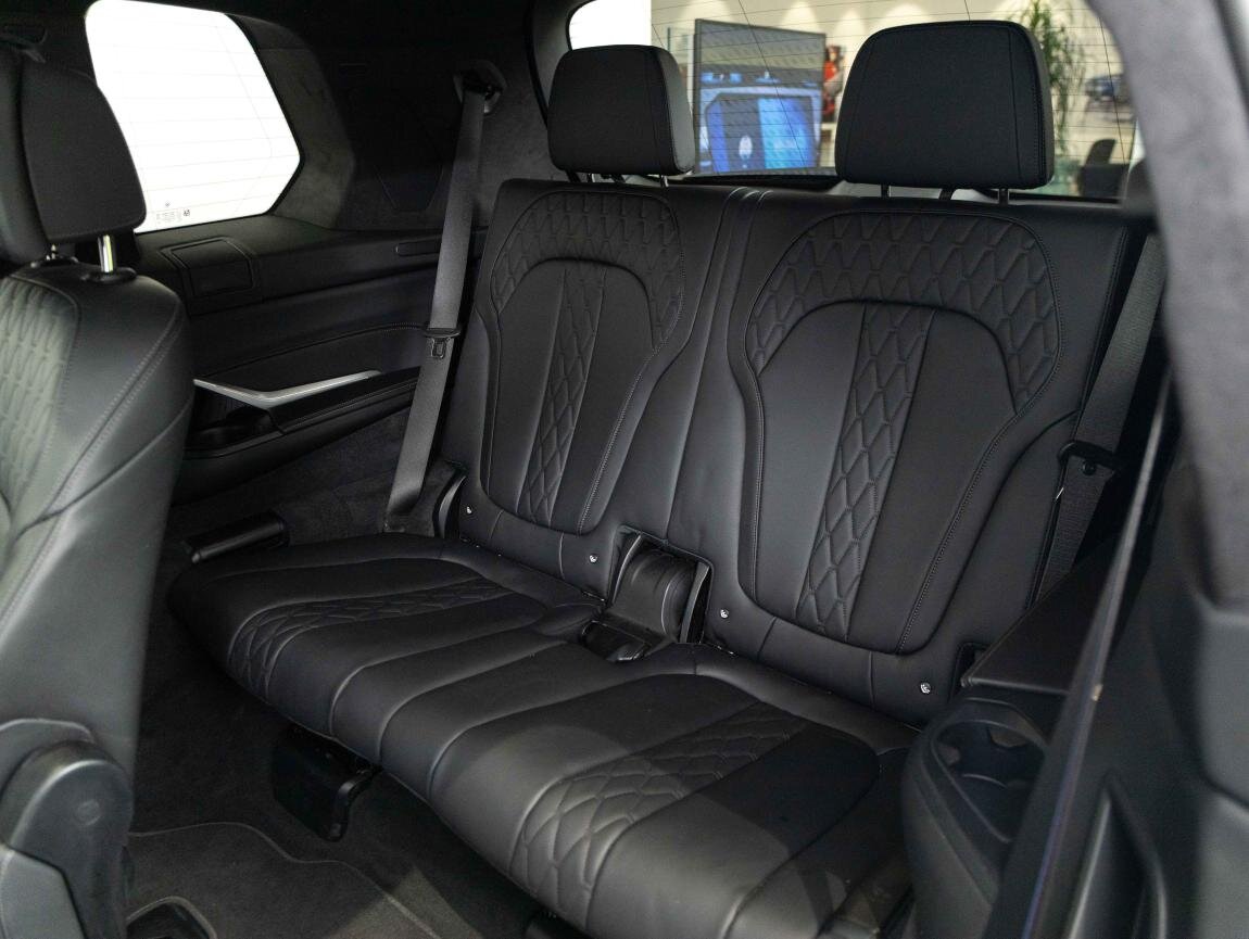 BMW X7 SUV / Terénní 3,0 l 280 kw
