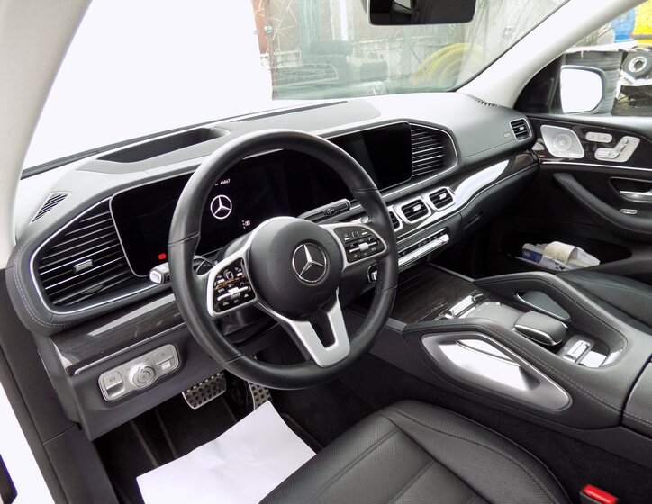 Mercedes-Benz GLS 17