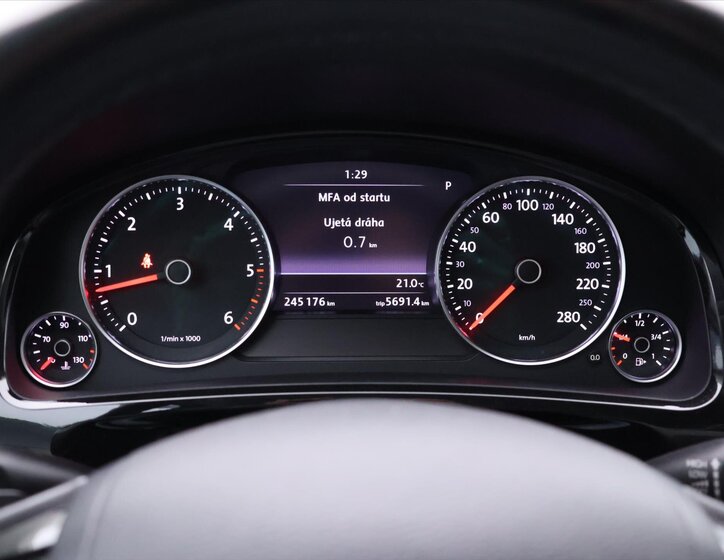 Volkswagen Touareg SUV 3,0 l 150 kw