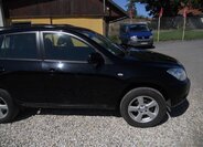 Toyota RAV4 Kombi 2,0 l 112 kw