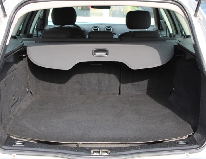 Ford Mondeo Kombi 2,0 l 85 kw