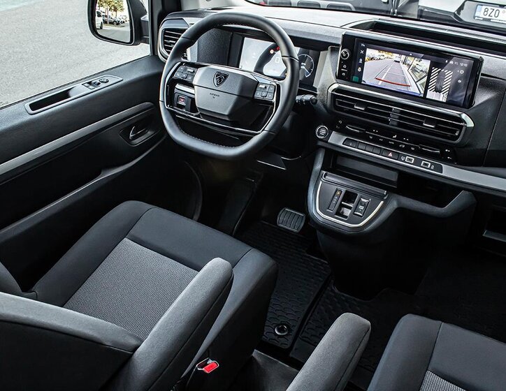 Peugeot Traveller MPV 2,0 l 130 kw