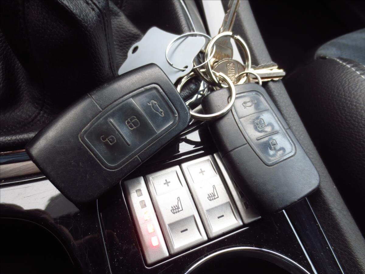 Ford Mondeo Liftback 2,5 l 162 kw