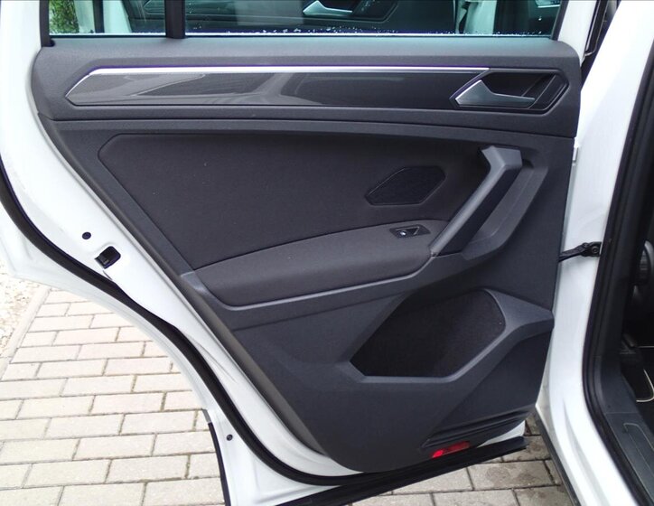 Volkswagen Tiguan SUV / Terénní 2,0 l 110 kw