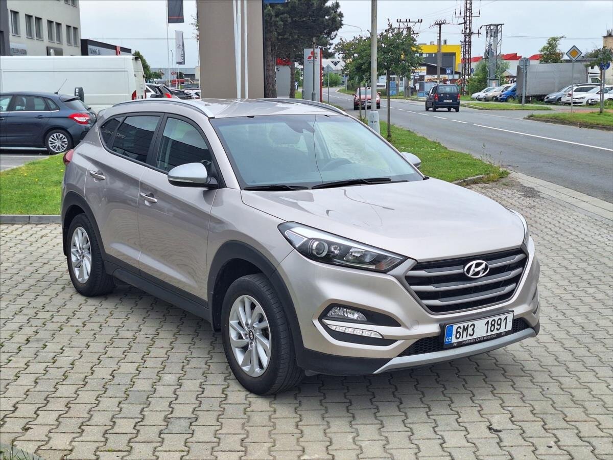 Hyundai Tucson SUV / Terénní 1,6 l 97 kw