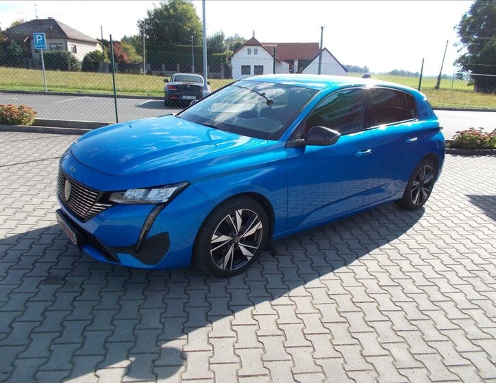 Peugeot 308 Hatchback 1,5 l 96 kw