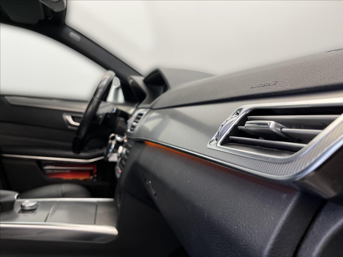 Mercedes-Benz Třídy E