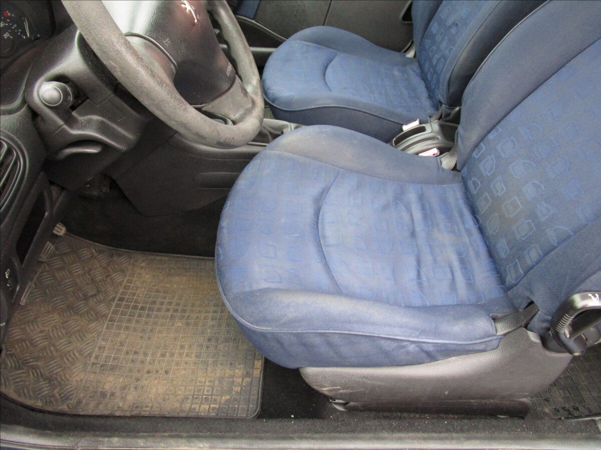 Peugeot 206 Hatchback 1,1 l 44 kw