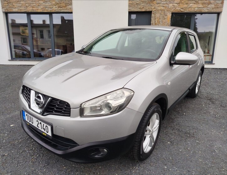 Nissan Qashqai SUV 2,0 l 110 kw