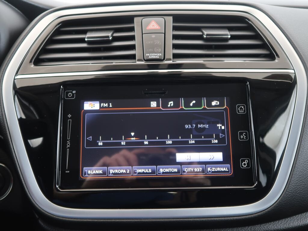 Suzuki SX4 SUV 998,0 82 kw