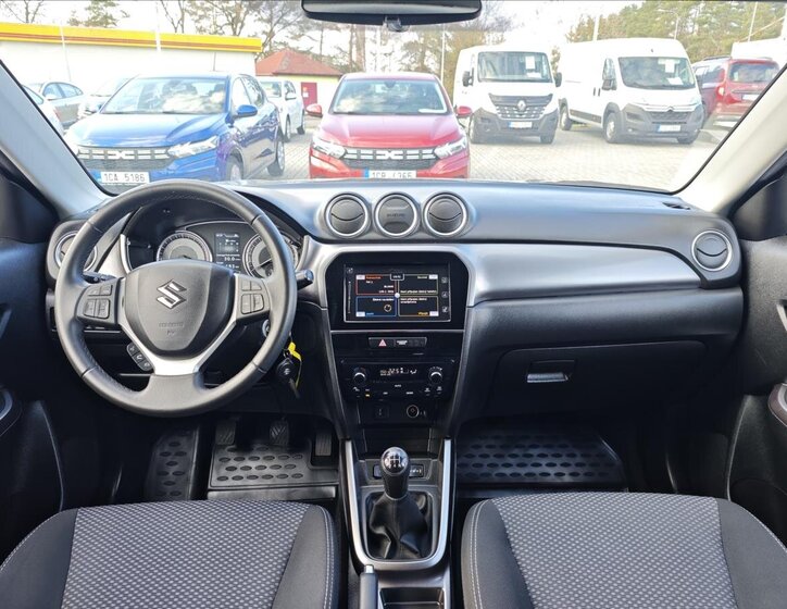 Suzuki Vitara SUV / Terénní 998,0 82 kw