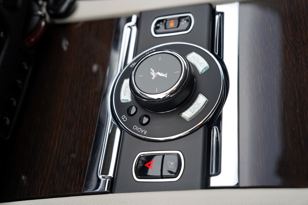 Rolls-Royce Ghost Sedan 6,6 l 420 kw