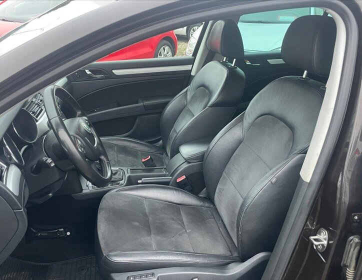 Škoda Superb Kombi 1,6 l 77 kw