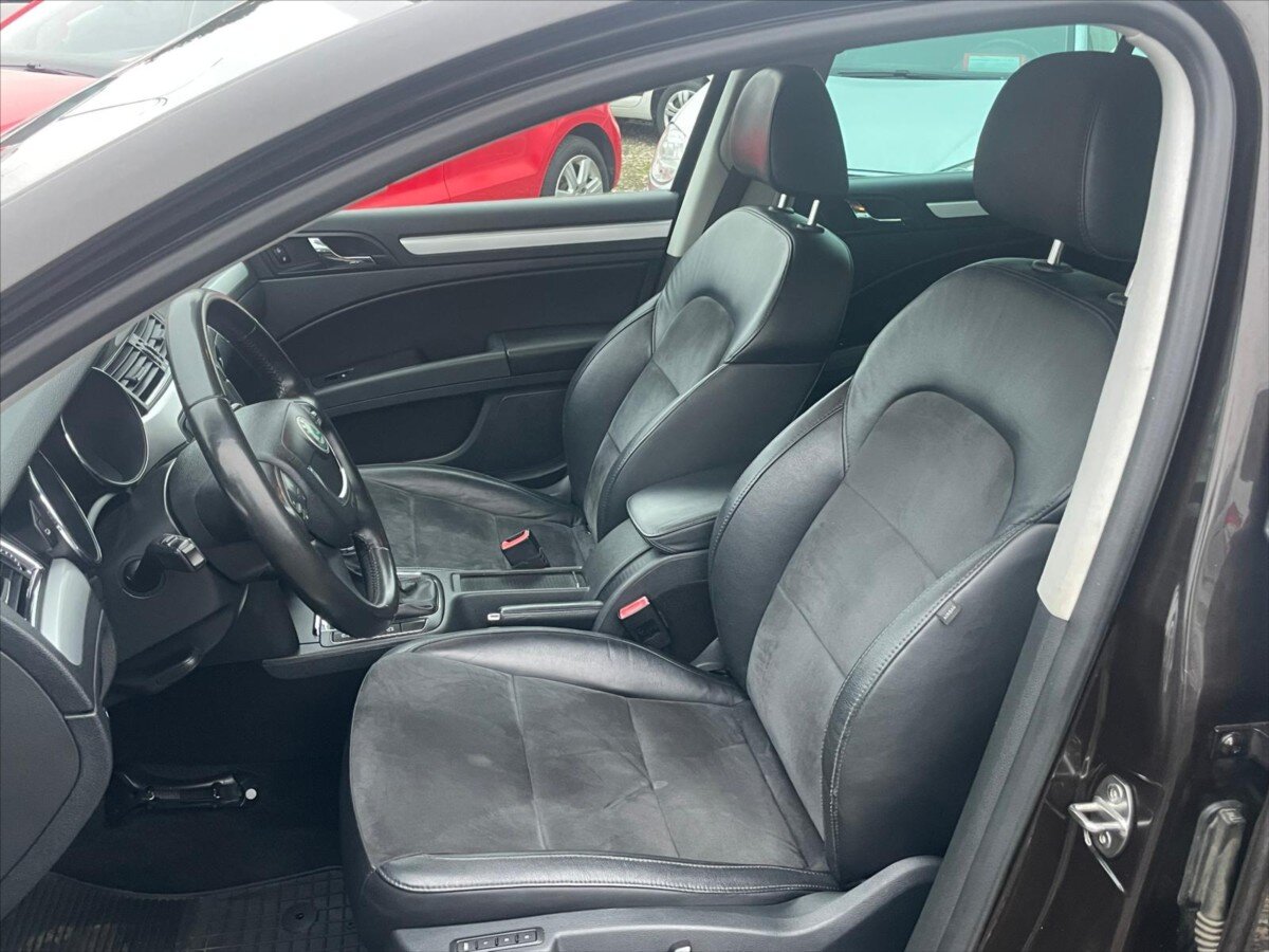 Škoda Superb Kombi 1,6 l 77 kw