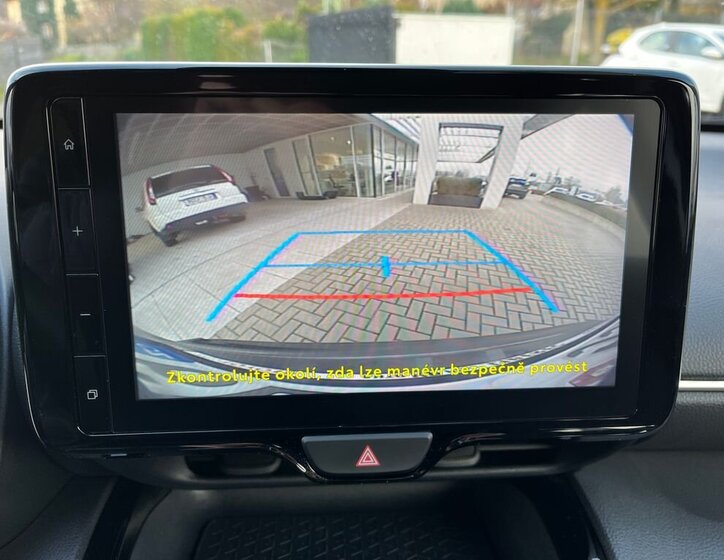 Toyota Yaris Cross 22