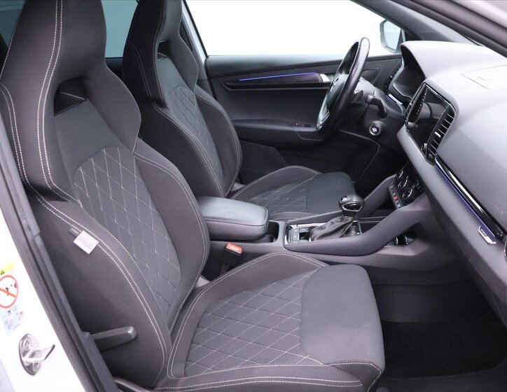 Škoda Karoq SUV 1,5 l 110 kw