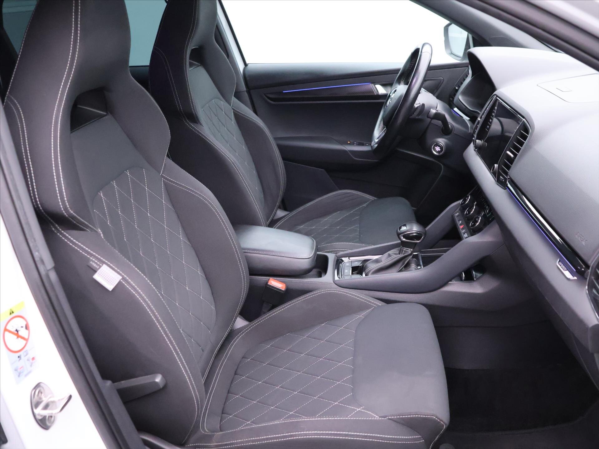 Škoda Karoq SUV 1,5 l 110 kw