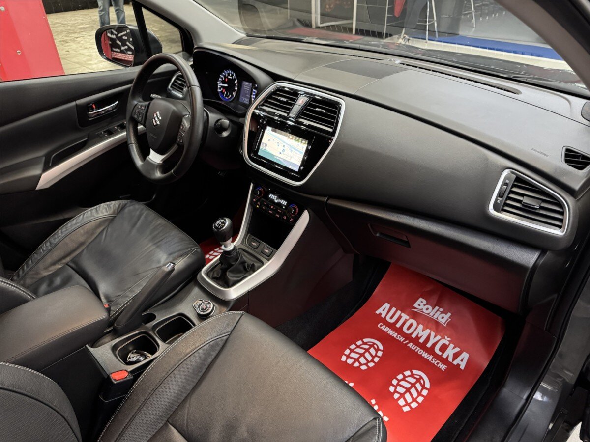 Suzuki SX4 S-Cross SUV 1,4 l 103 kw