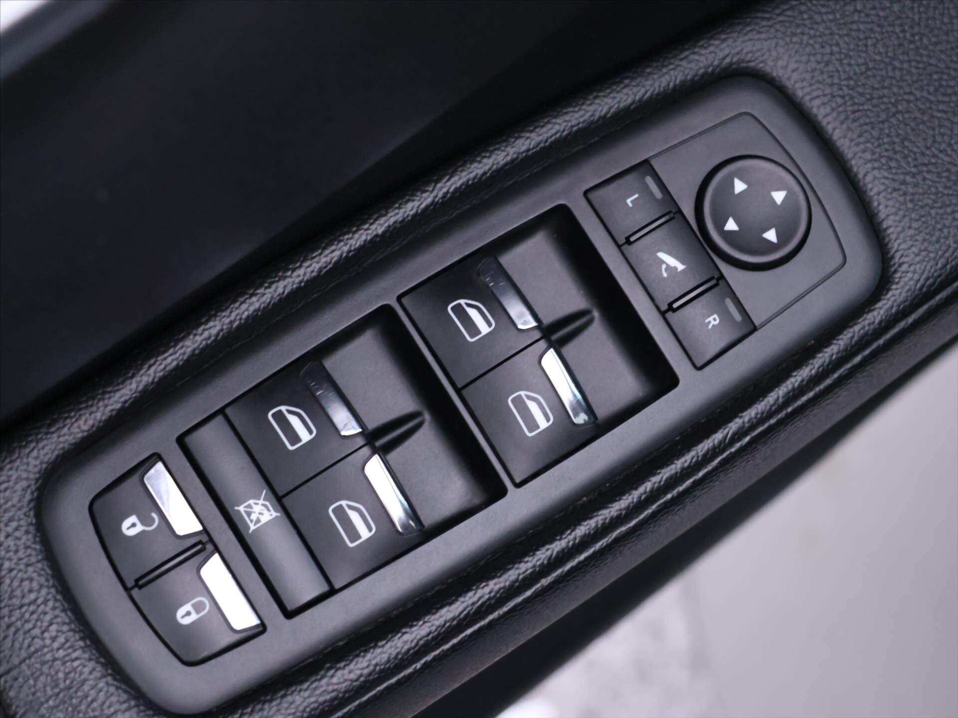 Maserati Ghibli Sedan 3,0 l 302 kw