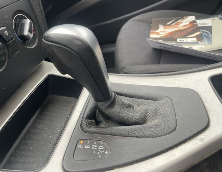 BMW Řada 3 Sedan / Limuzína 2,0 l 105 kw