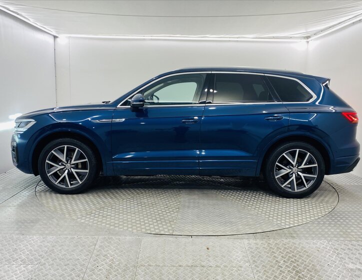 Volkswagen Touareg 3