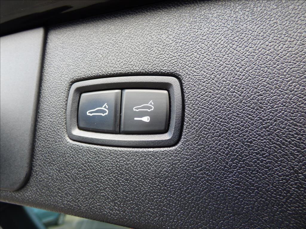 Porsche Cayenne SUV 2,9 l 324 kw