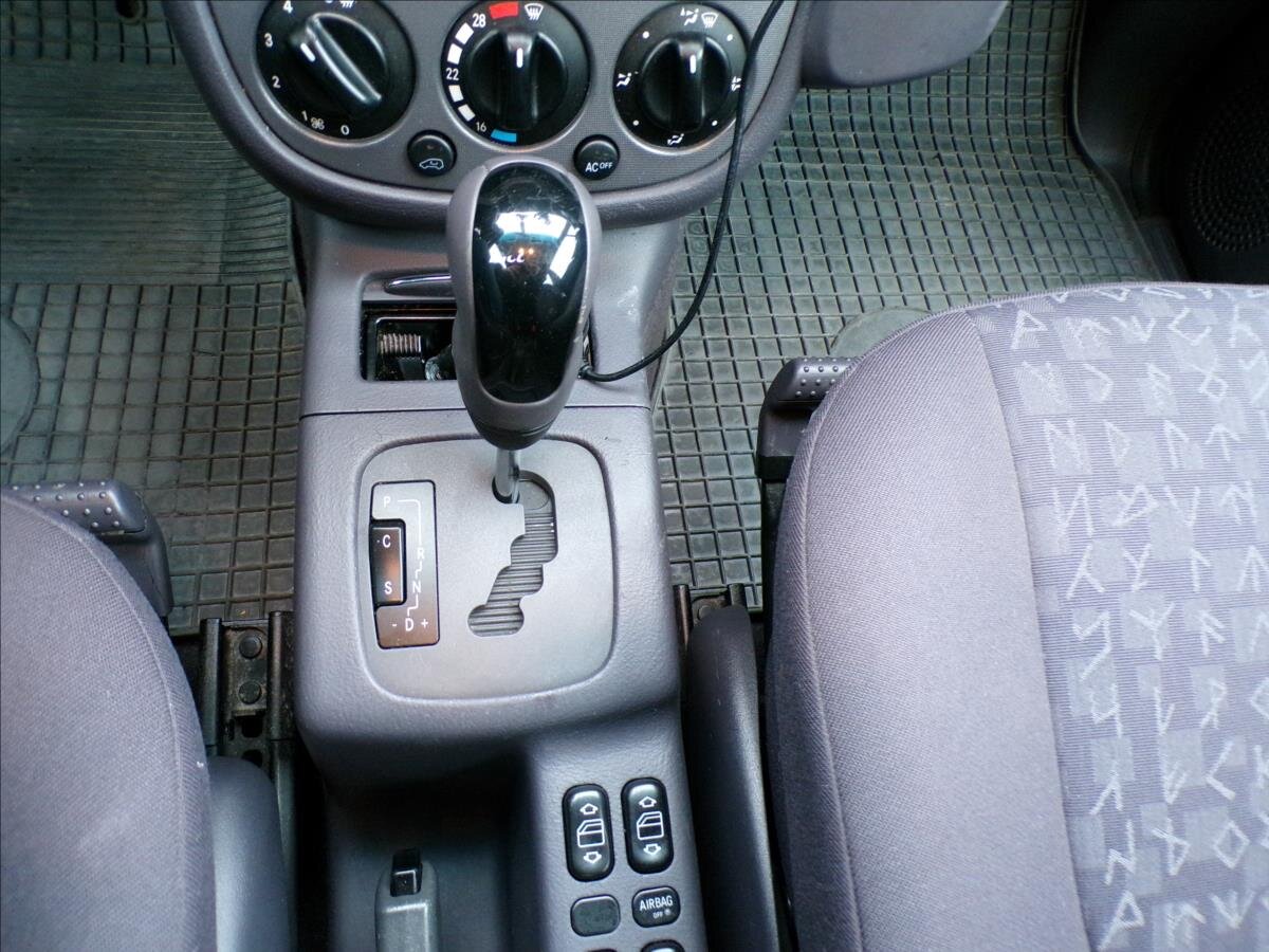 Mercedes-Benz Třídy A Kombi 1,6 l 75 kw