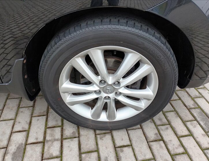 Hyundai ix35 SUV / Terénní 2,0 l 100 kw