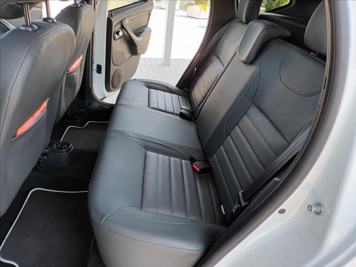 Dacia Duster SUV / Terénní 1,2 l 92 kw