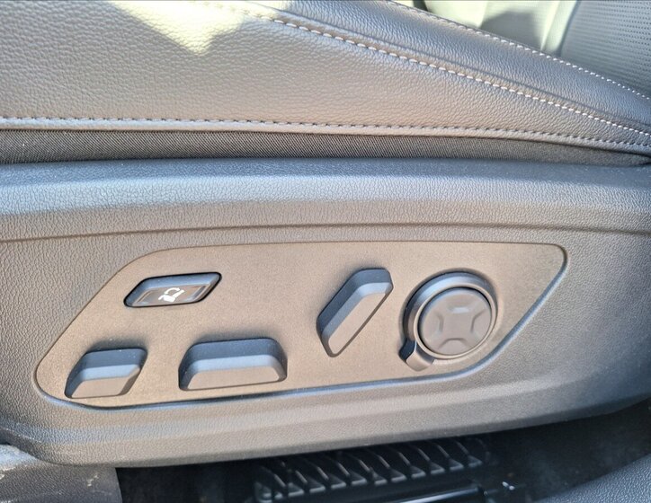 KIA Sorento SUV / Terénní 2,2 l 142 kw