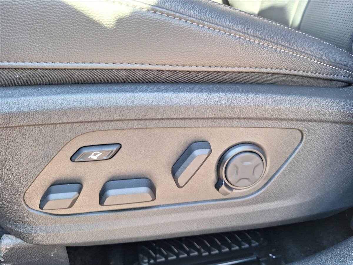 KIA Sorento SUV / Terénní 2,2 l 142 kw