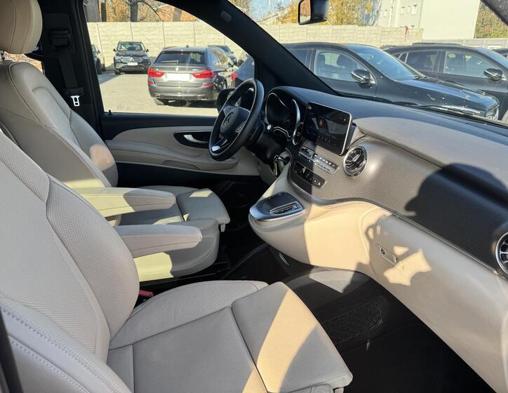 Mercedes-Benz Třídy V 13