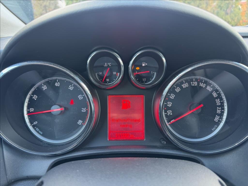 Opel Astra Hatchback 1,4 l 103 kw