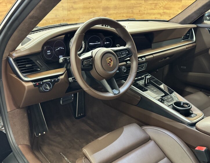 Porsche 911 Kupé 3,0 l 331 kw