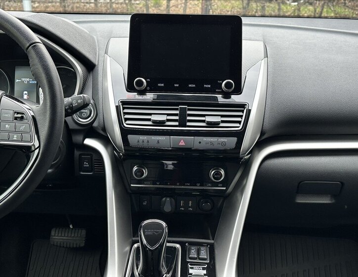 Mitsubishi Eclipse Cross Kombi 2,4 l 138 kw