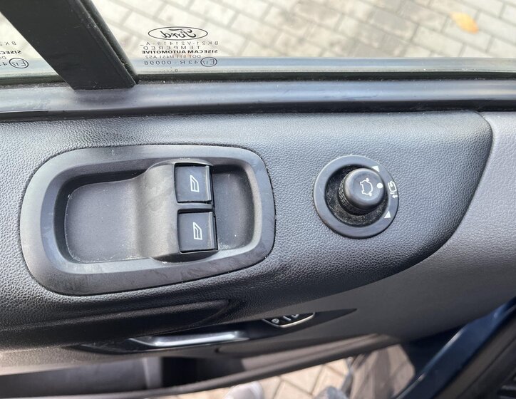 Ford Transit Custom 11