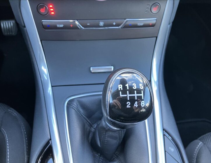 Ford S-MAX MPV 2,0 l 110 kw