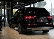 Audi Q7 32