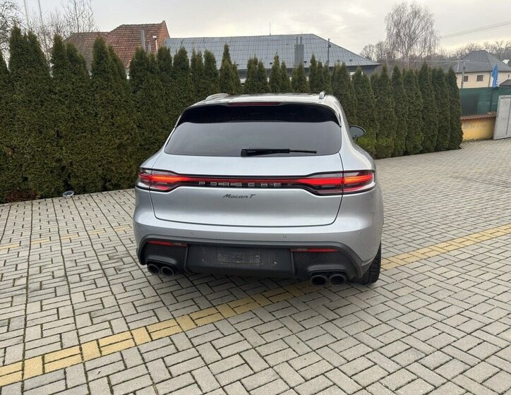 Porsche Macan 5