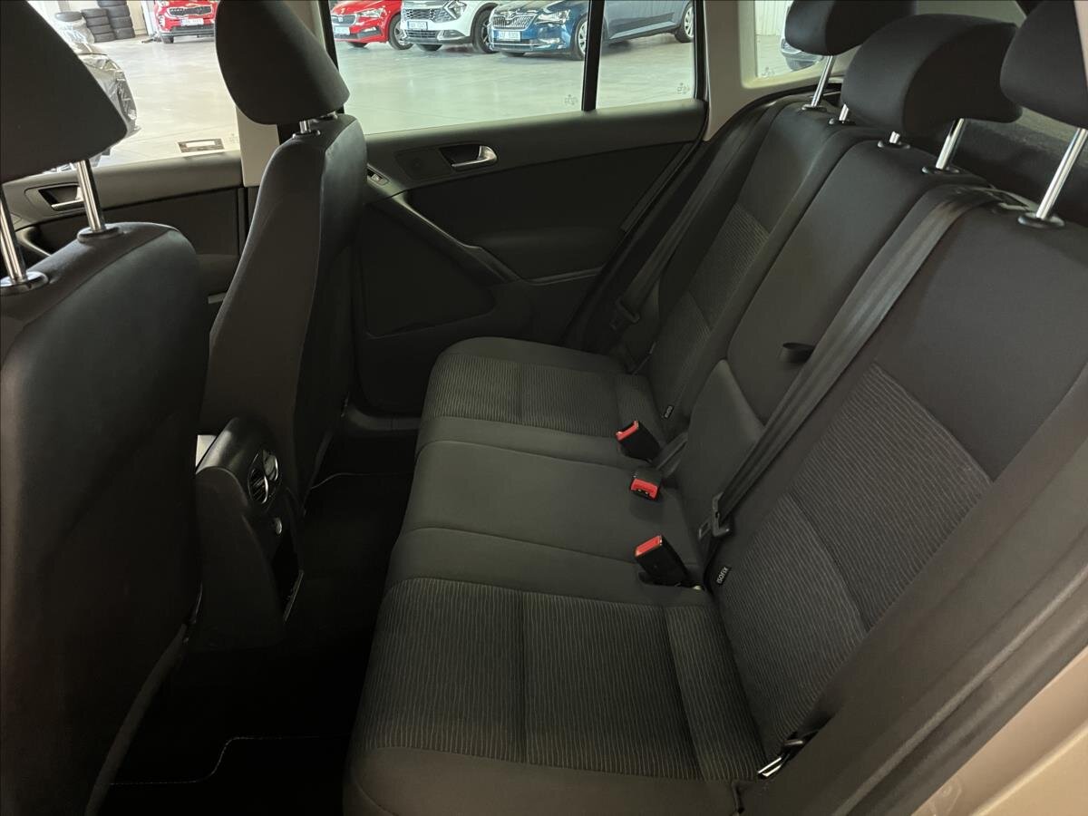 Volkswagen Tiguan SUV 2,0 l 81 kw