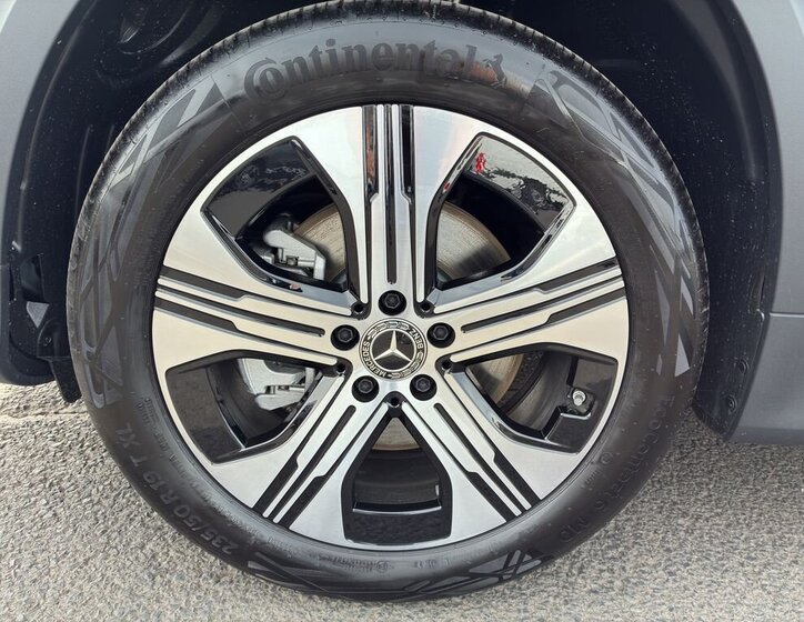 Mercedes-Benz EQB SUV / Terénní 0,0 140 kw