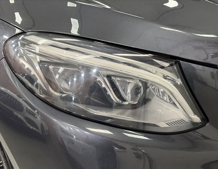 Mercedes-Benz GLE SUV 3,0 l 270 kw