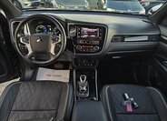 Mitsubishi Outlander 29